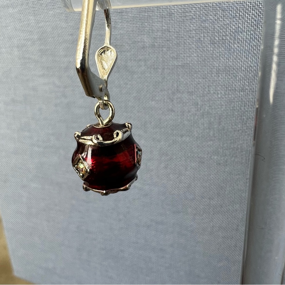 Fun leverback dangles - Picture 6 of 6